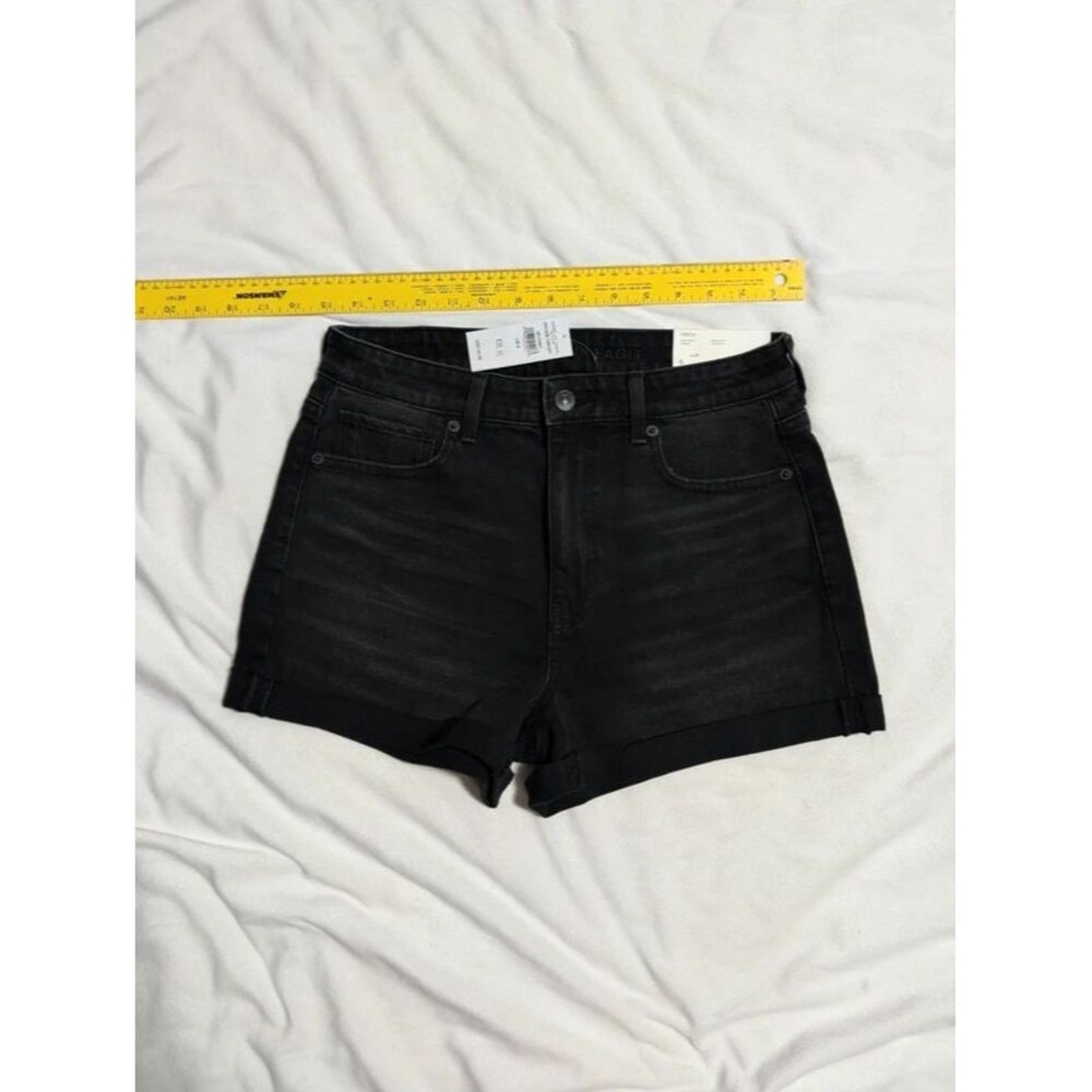 American Eagle Super High Rise Mom Shorts stretch black Sz 6